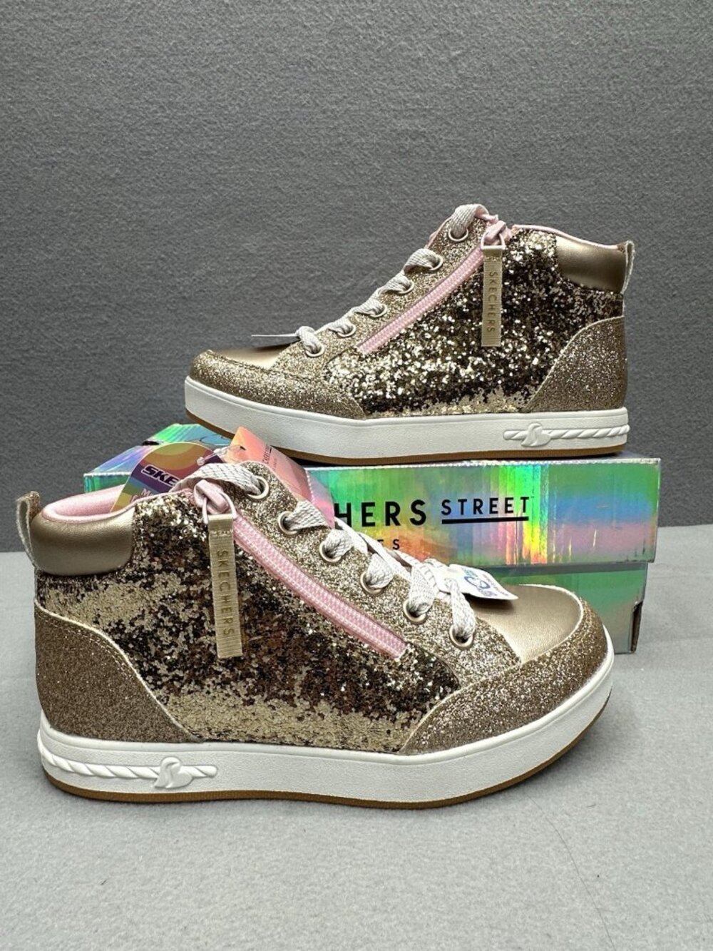 Skechers Street Standouts 2.0 Girls Size 2 Gold High Top Sequin Sneakers NIB